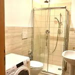 דירה Temple House *