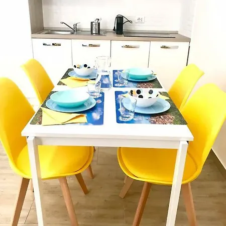 Apartman Temple House