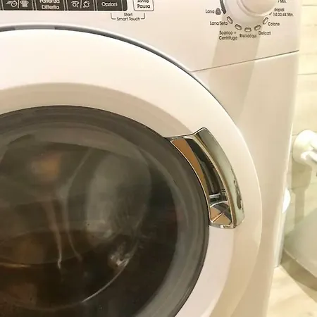 Temple House Apartment Rom