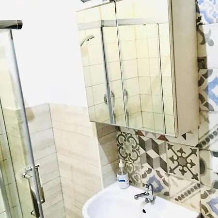 Temple House Apartment