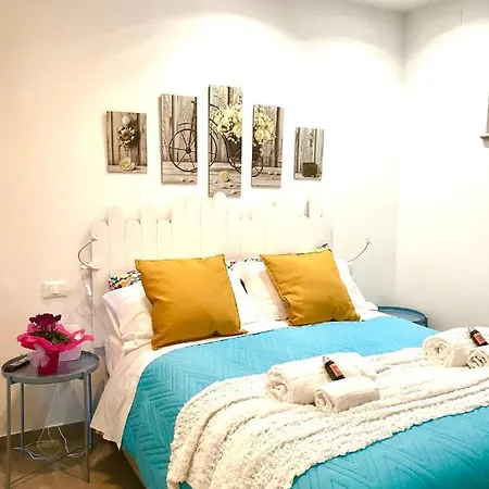 Apartment Temple House *