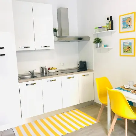 Apartment Temple House Rom