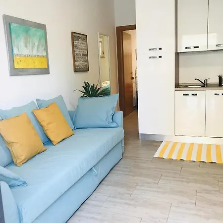 Temple House Apartment Rom